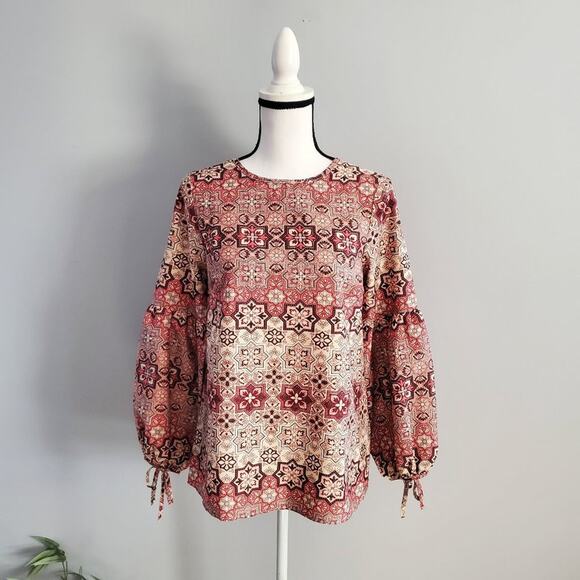 Mimi + Daphne Boho Bishop Sleeve Top M - Picture 1 of 8